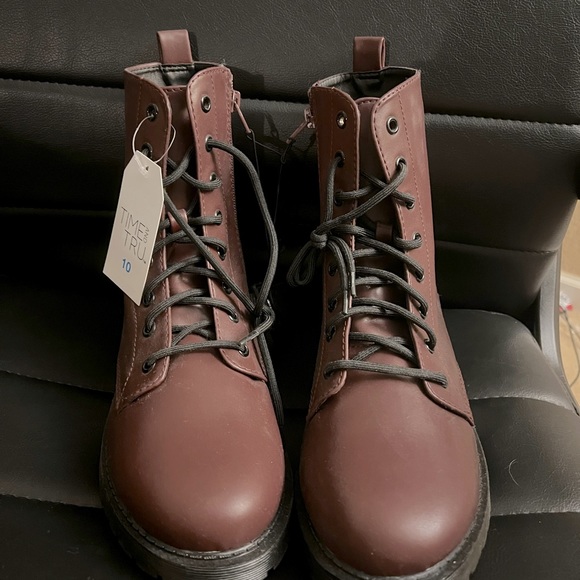 WOMENS MAROON COMBAT BOOTS SIZE 10 - Picture 2 of 7